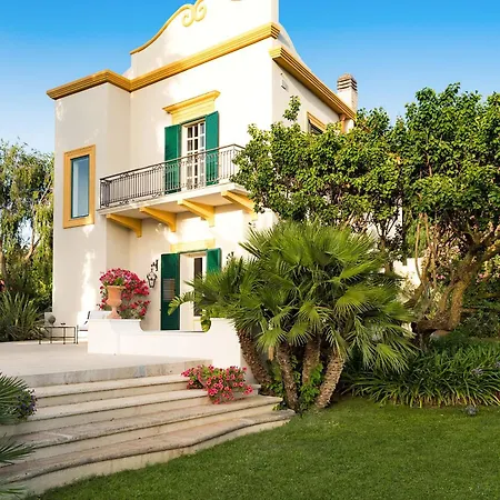 San Ciro فيلة Ulmi